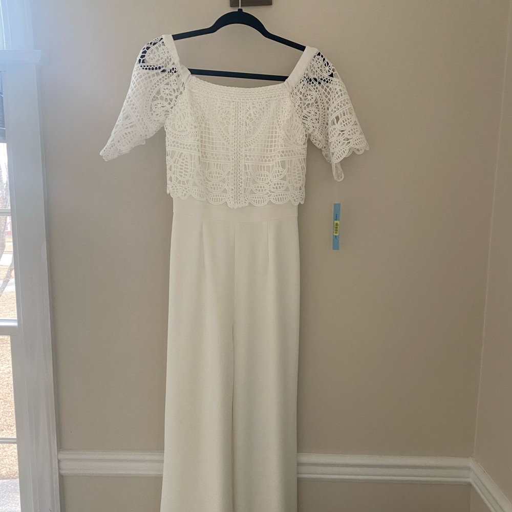 Antonio Melani White Jumpsuit NWT size 0